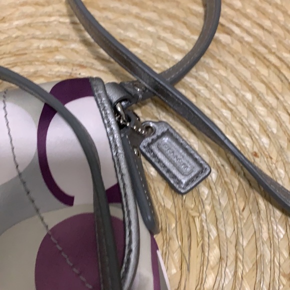 Coach Limited Edition  Minimalist Mini Monogram Signature Cross Body Bag - Picture 3 of 13